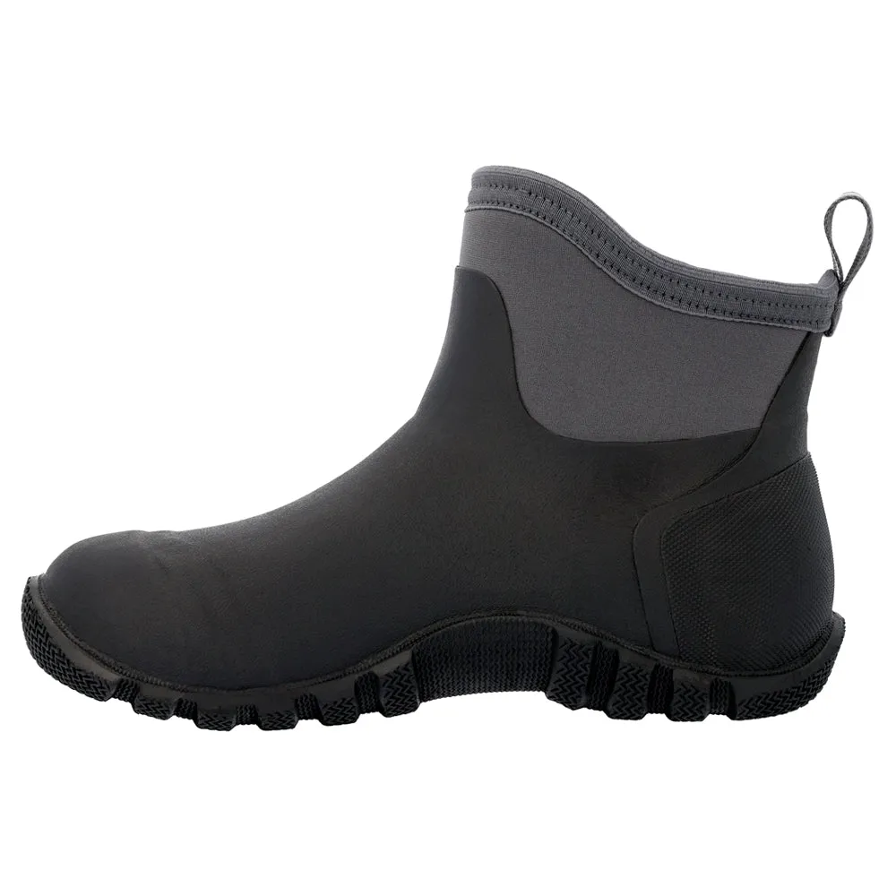 Edgewater Classic Round Toe Pull On Boots