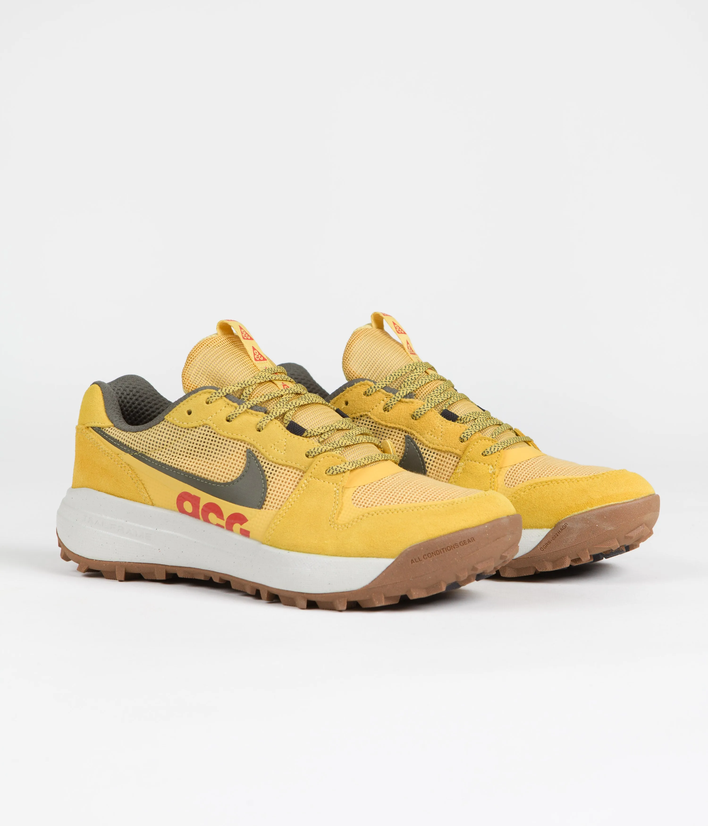 Nike ACG Lowcate Shoes - Solar Flare / Cargo Khaki - Black - Light Bone